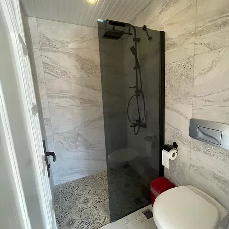 Nas-a Luxury, 6 Bedroom, 3 Bathroom וילה *