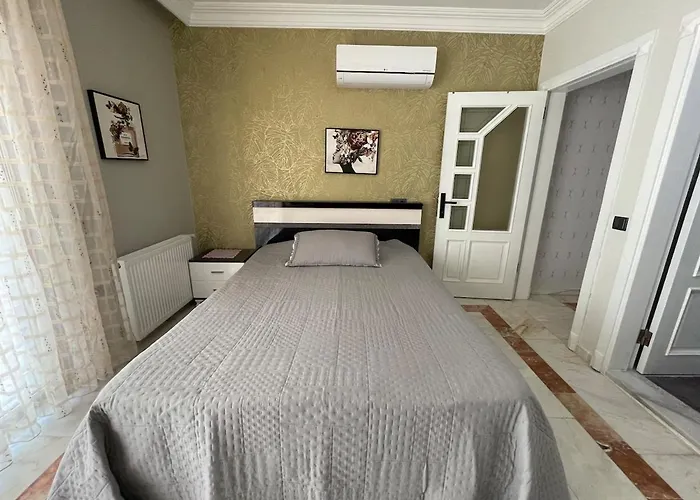 Nas-a Luxury, 6 Bedroom, 3 Bathroom