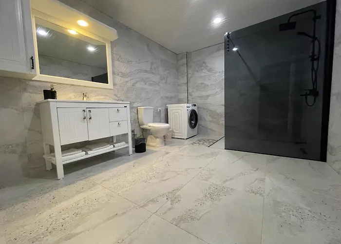 빌라 Nas-a Luxury, 6 Bedroom, 3 Bathroom *