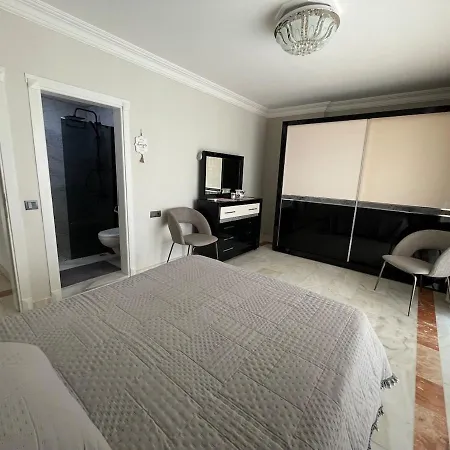 Nas-a Luxury, 6 Bedroom, 3 Bathroom * アランヤ