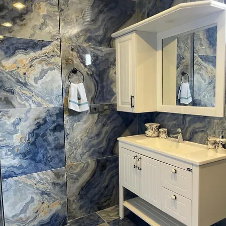 Nas-a Luxury, 6 Bedroom, 3 Bathroom アランヤ