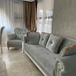Nas-a Luxury, 6 Bedroom, 3 Bathroom