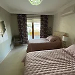 Вілла Nas-a Luxury, 6 Bedroom, 3 Bathroom Аланія