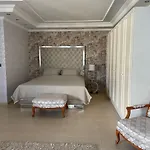 Вілла Nas-a Luxury, 6 Bedroom, 3 Bathroom *
