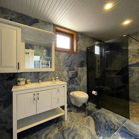 Вілла Nas-a Luxury, 6 Bedroom, 3 Bathroom *