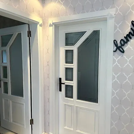 Luxury, 6 Bedroom, 3 Bathroom Villa Alanya