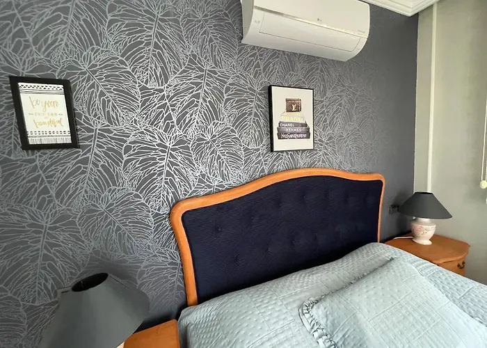 Nas-a Luxury, 6 Bedroom, 3 Bathroom וילה אלאניה