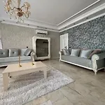 Vila Nas-a Luxury, 6 Bedroom, 3 Bathroom *