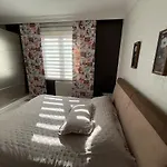 Vila Nas-a Luxury, 6 Bedroom, 3 Bathroom *