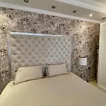 Vila Nas-a Luxury, 6 Bedroom, 3 Bathroom *
