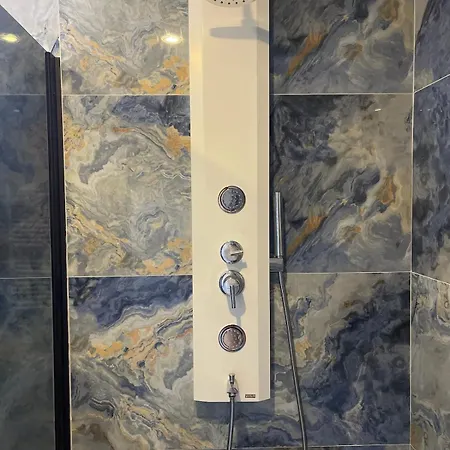 Nas-a Luxury, 6 Bedroom, 3 Bathroom Βίλα