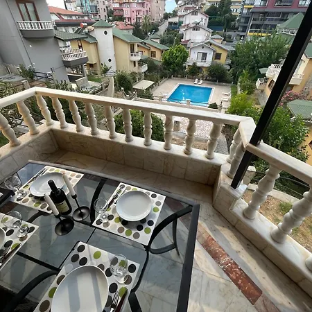 Βίλα Nas-a Luxury, 6 Bedroom, 3 Bathroom Αλάνια